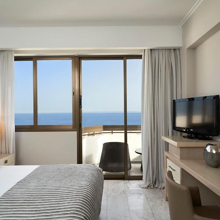 Atlantica Oasis Hotel Limassol Exterior foto
