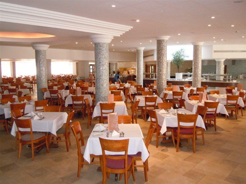 Atlantica Oasis Hotel Limassol Exterior foto